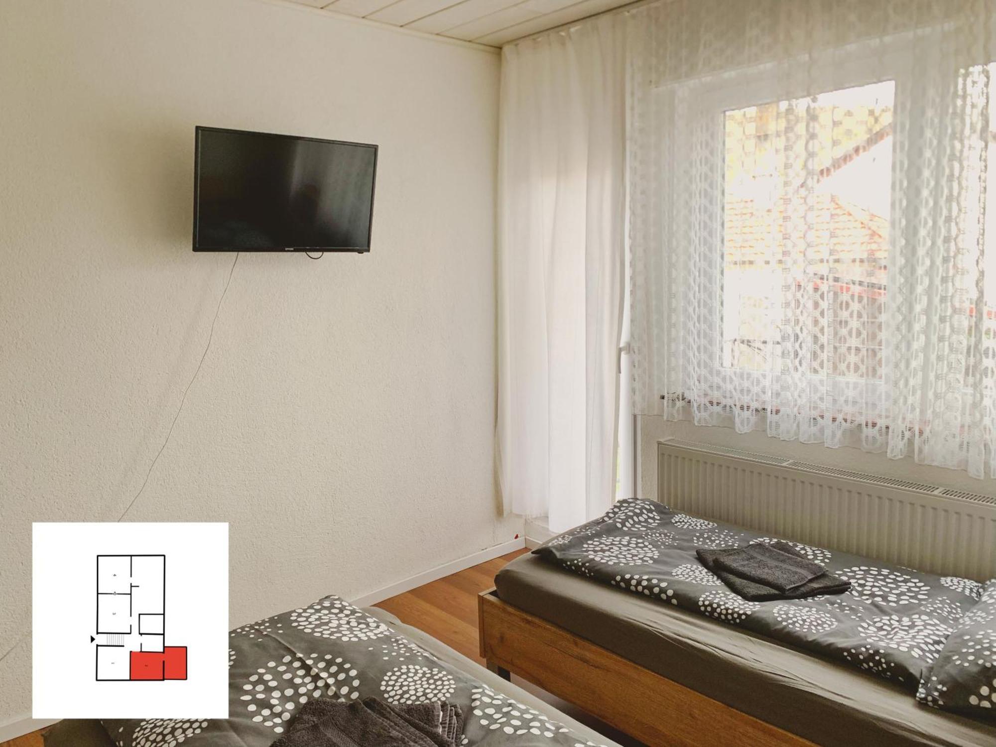 Monteurzimmer Ferienwohnung Kati Apt 1 Альбштадт Екстер'єр фото